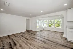 Picture of 160 Francis Dr Ne, Port Charlotte, FL 33952