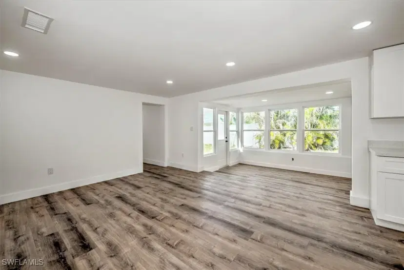 Picture of 160 Francis Dr Ne, Port Charlotte FL 33952