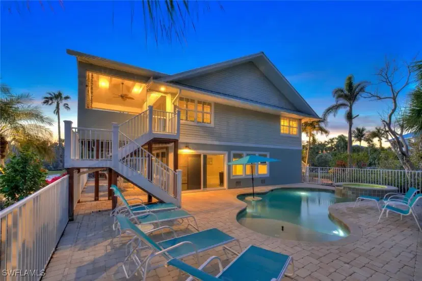 Picture of 6407 Pine Ave, Sanibel FL 33957