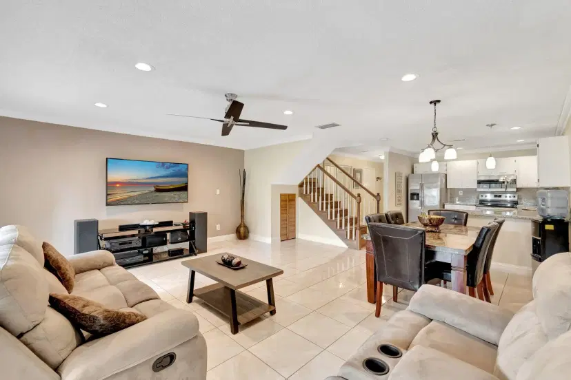 Picture of 23359 SW 55Th Way G, Boca Raton FL 33433