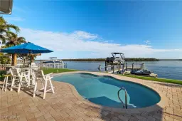 Picture of 205 Bayview Ave, Fort Myers Beach, FL 33931