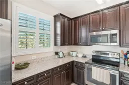 Picture of 9071 Albion Ln N 5704, Naples, FL 34113