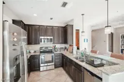 Picture of 9071 Albion Ln N 5704, Naples, FL 34113