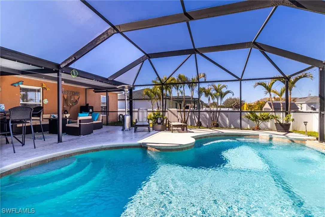 Picture of 1105 NW 12Th Ter, Cape Coral, FL 33993