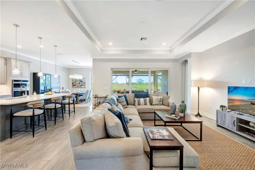 Picture of 18724 Ensenada Dr, Naples FL 34114