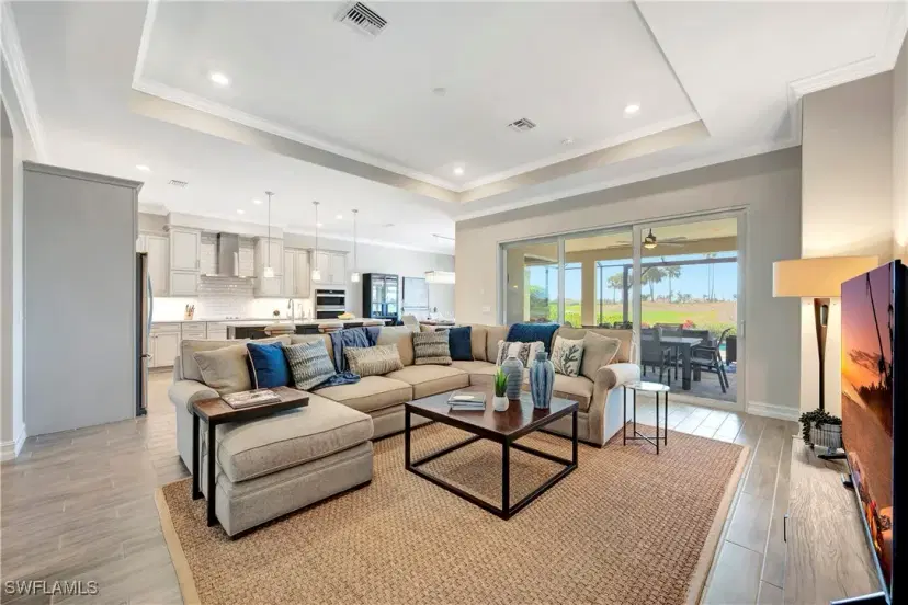 Picture of 18724 Ensenada Dr, Naples FL 34114