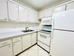 Picture of 336 Northampton Q, West Palm Beach, FL 33417