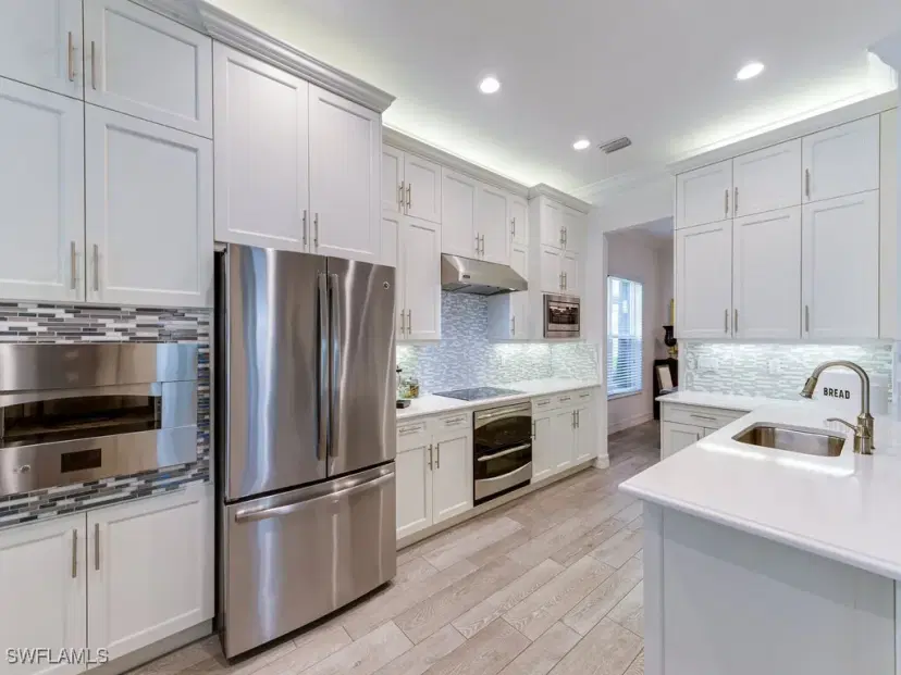 Picture of 13848 Luna Dr, Naples FL 34109