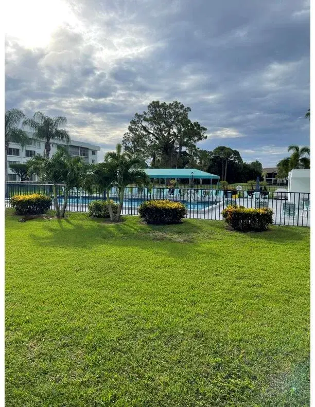 Picture of 6698 10Th Avenue N 115, Lake Worth FL 33467