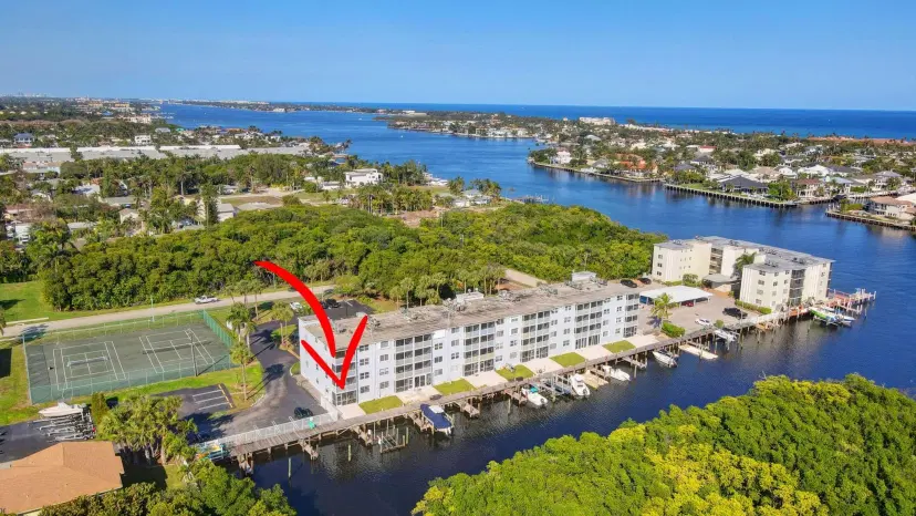 Picture of 689 NE 6Th Court 110, Boynton Beach FL 33435