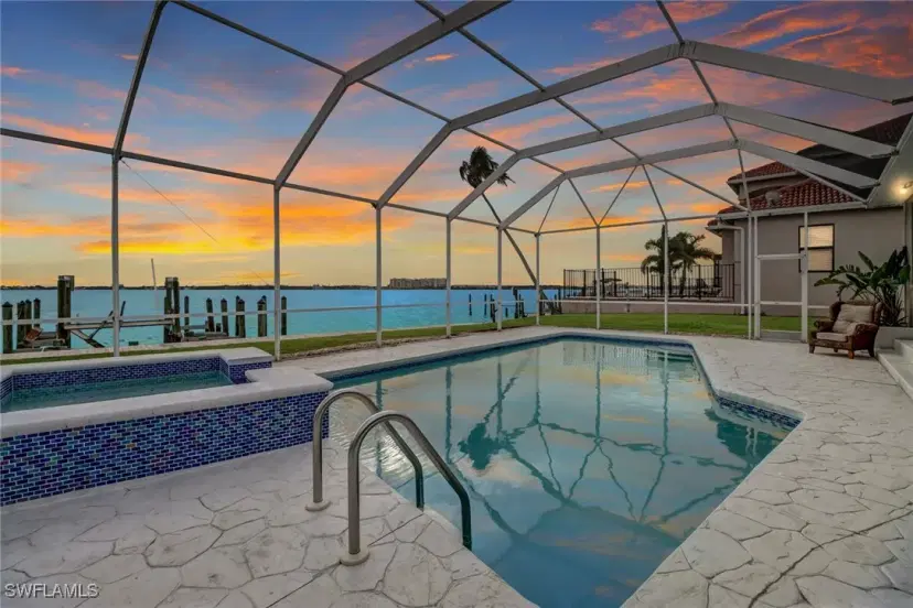 Picture of 5701 Riverside Dr, Cape Coral FL 33904