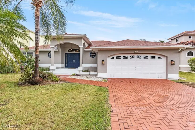 Picture of 5701 Riverside Dr, Cape Coral FL 33904