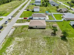Picture of 306 Wilmington Pkwy, Cape Coral, FL 33993