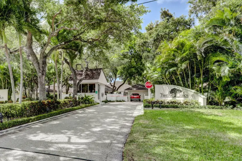 Picture of 11370 Twelve Oaks Way 217, North Palm Beach FL 33408