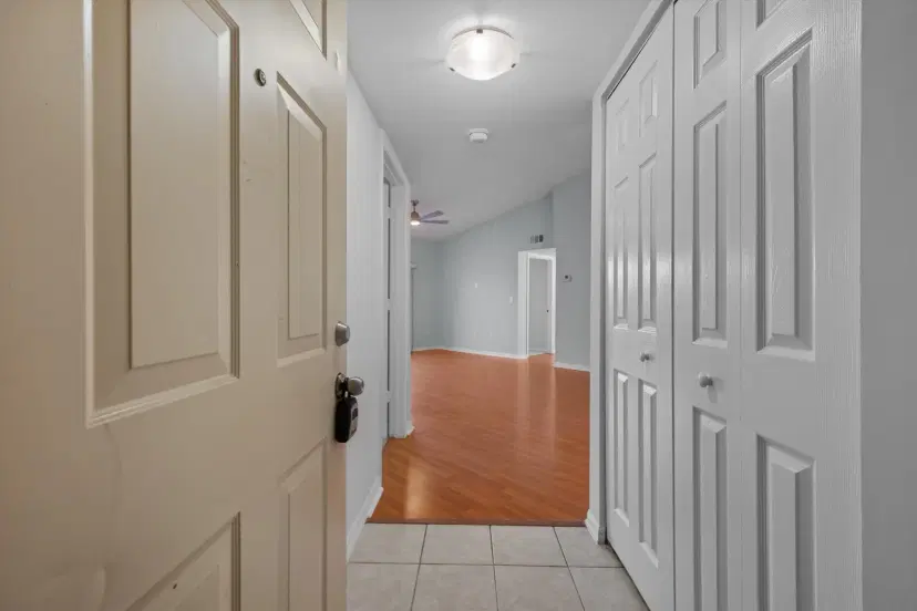 Picture of 400 Crestwood Court N 419, Royal Palm Beach FL 33411