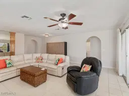 Picture of 920 Collier Ct A4, Marco Island, FL 34145
