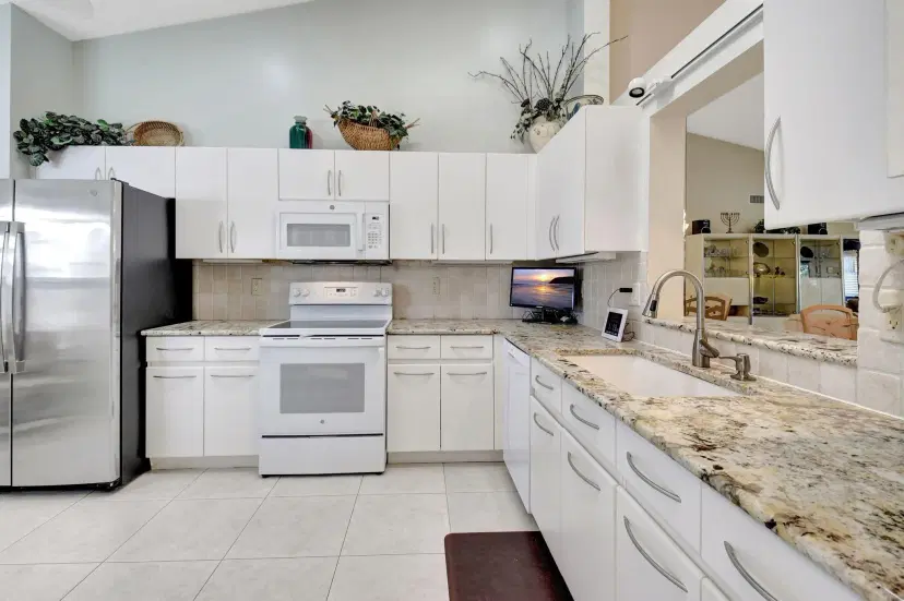 Picture of 7283 Summer Tree Drive, Boynton Beach FL 33437