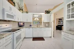 Picture of 7283 Summer Tree Drive, Boynton Beach, FL 33437