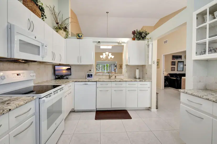 Picture of 7283 Summer Tree Drive, Boynton Beach FL 33437