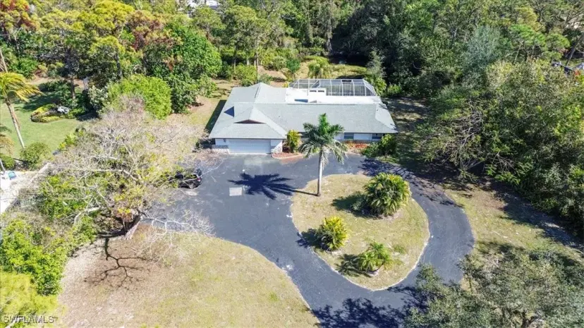 Picture of 6624 Trail Blvd, Naples FL 34108