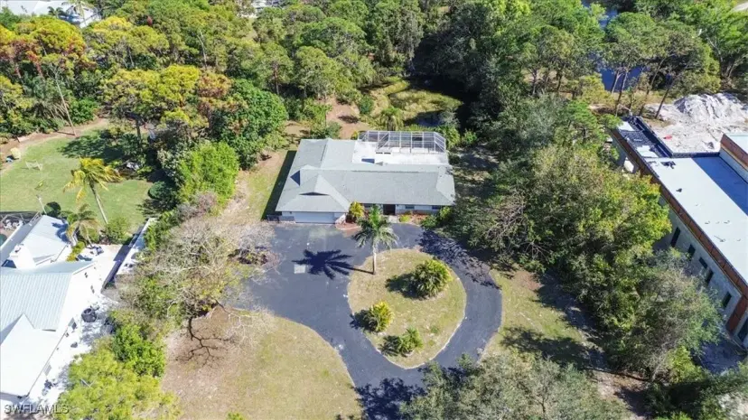 Picture of 6624 Trail Blvd, Naples FL 34108