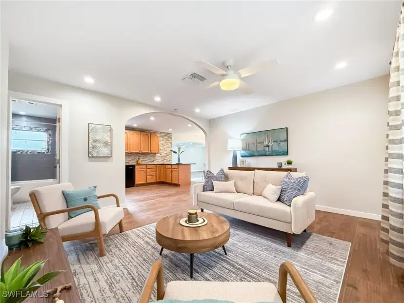 Picture of 820 Gerald Ave, Lehigh Acres FL 33936