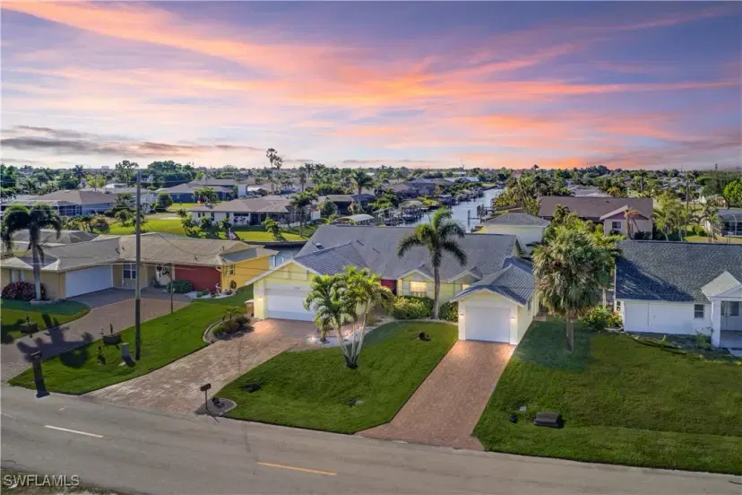 Picture of 3736 SE 15Th Pl, Cape Coral FL 33904
