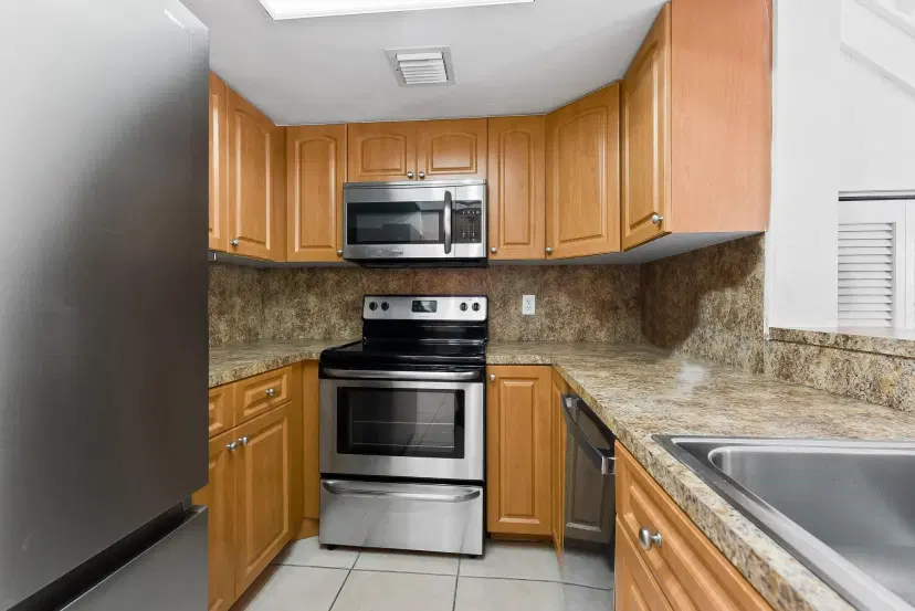 Picture of 2139 Champions Way 2139, North Lauderdale FL 33068