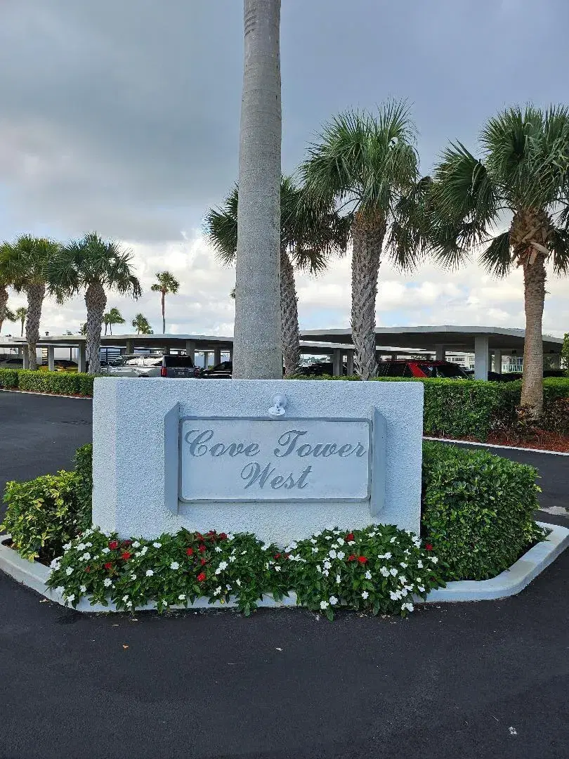 Picture of 123 Lakeshore Drive 642, North Palm Beach FL 33408