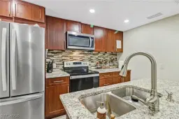 Picture of 5218 Treetops Dr I, Naples, FL 34113