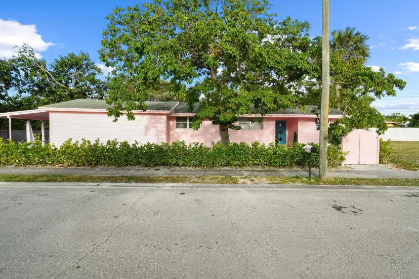 Picture of 917 Market Street, West Palm Beach FL 33401