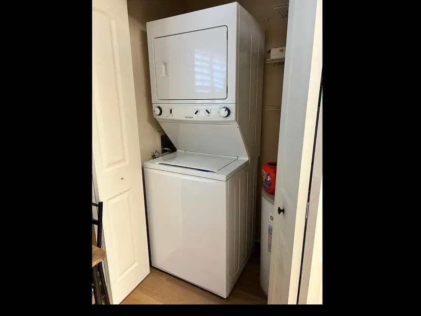 Picture of 7320 Lake Circle Dr 204, Margate FL 33063