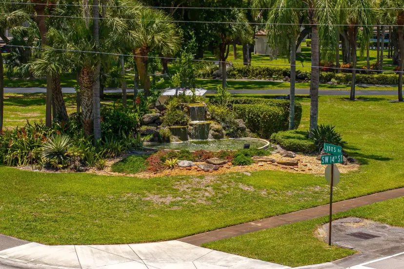 Picture of 9220 SW 14Th Street 3208, Boca Raton FL 33428