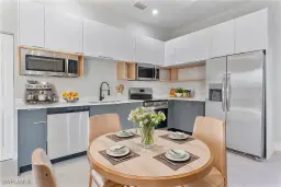 Picture of 2894 22 Ave Se, Naples, FL 34117