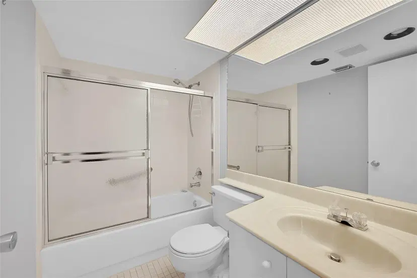 Picture of 1606 Abaco Dr F4, Coconut Creek FL 33066