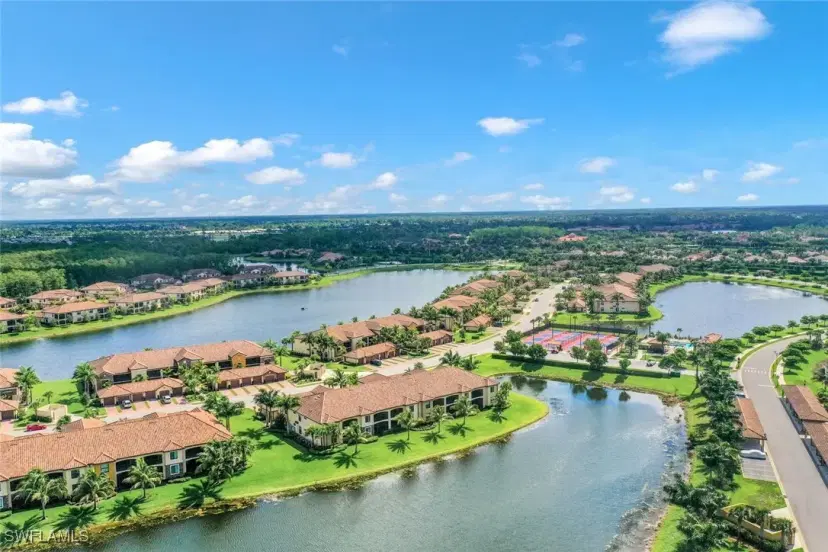 Picture of 9735 Acqua Ct 625, Naples FL 34113
