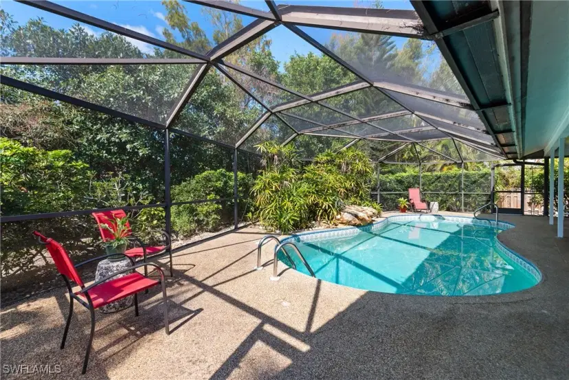 Picture of 2287 Queens Way, Naples FL 34112