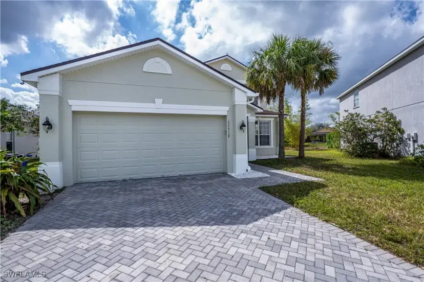 Picture of 11512 Clumbet Ln, Lehigh Acres FL 33971