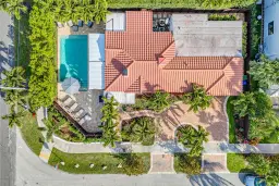 Picture of 748 NE 17Th Way, Fort Lauderdale, FL 33304