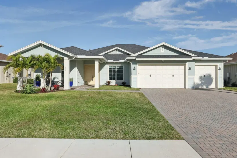 Picture of 822 Hookline Circle, Loxahatchee FL 33470