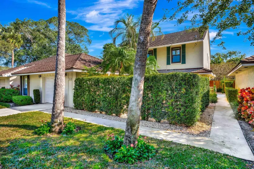 Picture of 11254 Twelve Oaks Way, North Palm Beach FL 33408