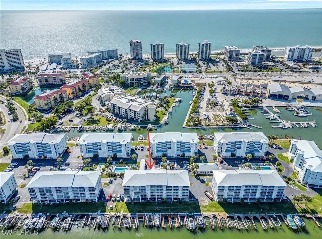 Picture of 4531 Bay Beach Ln 334, Fort Myers Beach, FL 33931