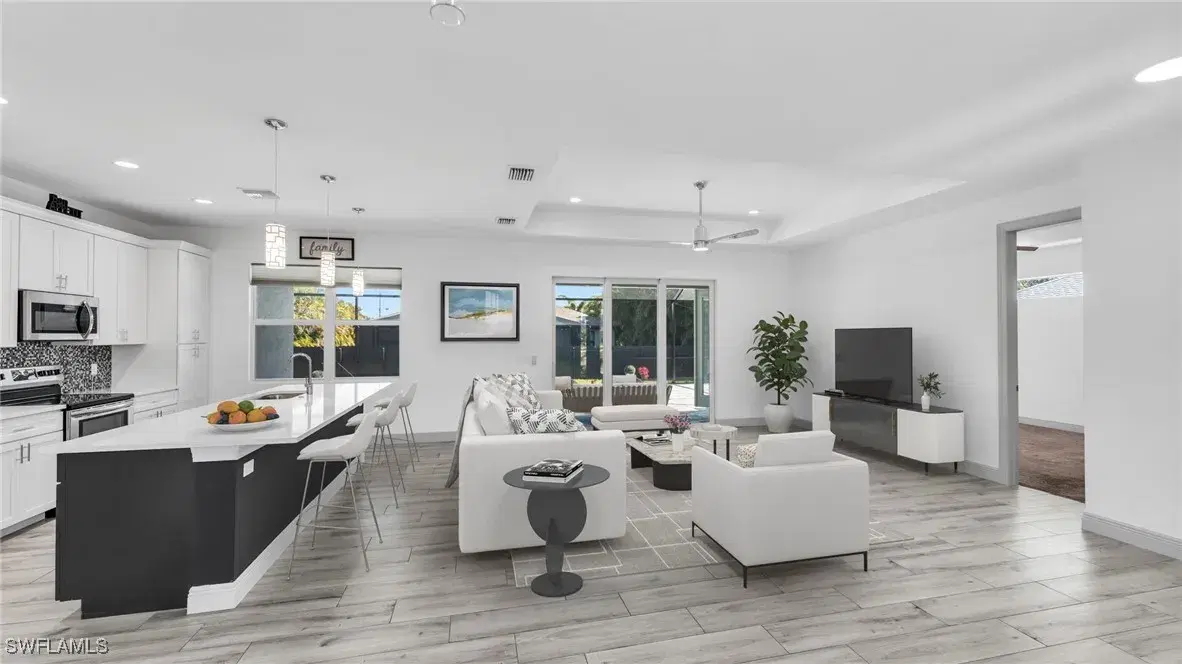 Picture of 4627 Agualinda Blvd, Cape Coral, FL 33914
