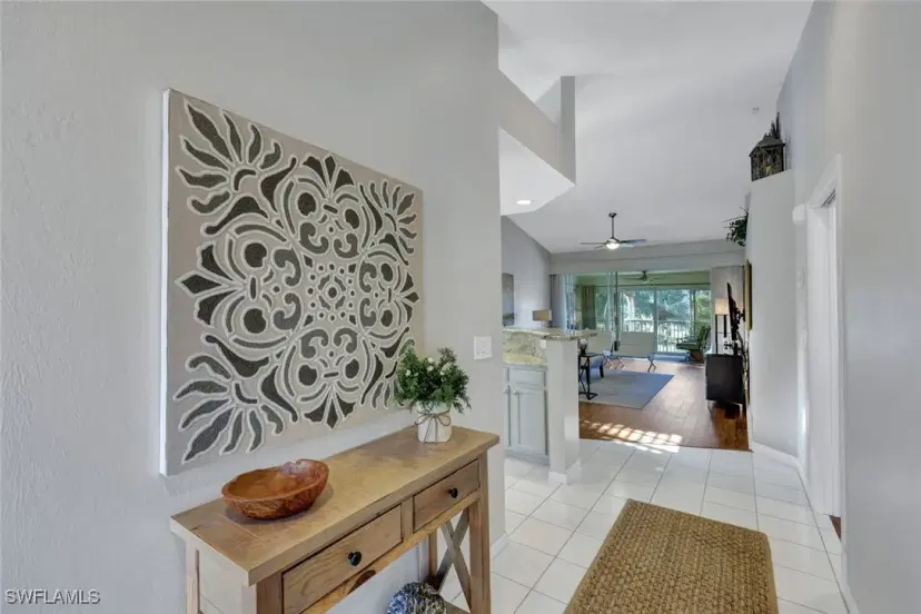 Picture of 752 Wiggins Lake Dr 201, Naples FL 34110