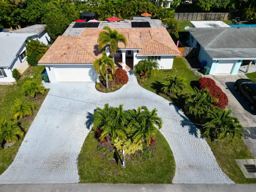 Picture of 1731 NE 46 Street, Oakland Park FL 33334