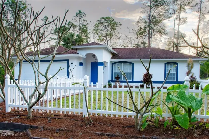 Picture of 2250 Della Dr, Naples FL 34117