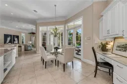 Picture of 455 1St Ave N, Naples, FL 34102