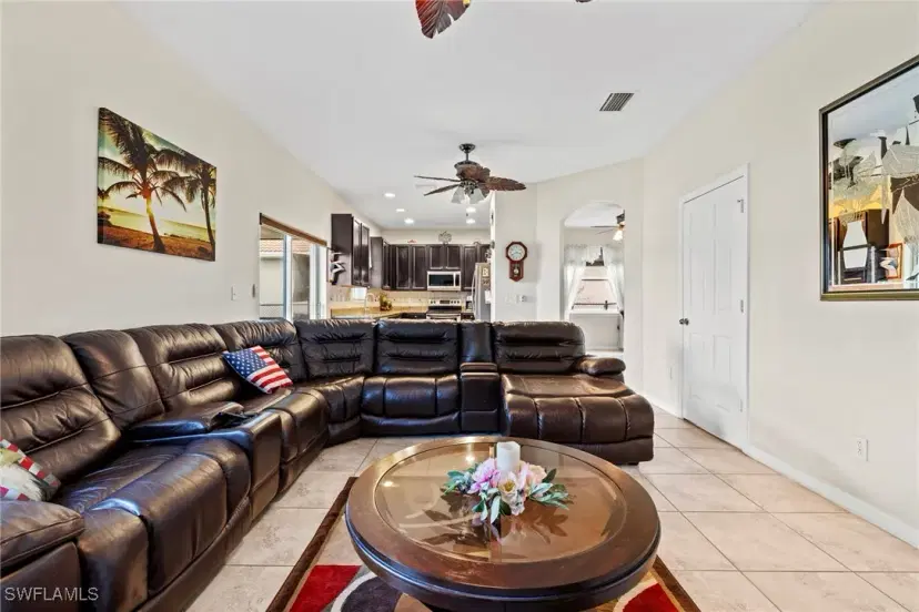 Picture of 8657 Sumner Ave, Fort Myers FL 33908