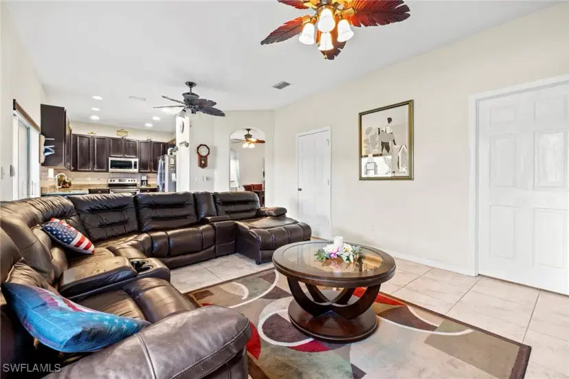Picture of 8657 Sumner Ave, Fort Myers FL 33908