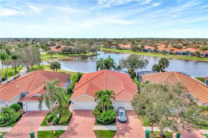 Picture of 4255 Redonda Ln, Naples FL 34119